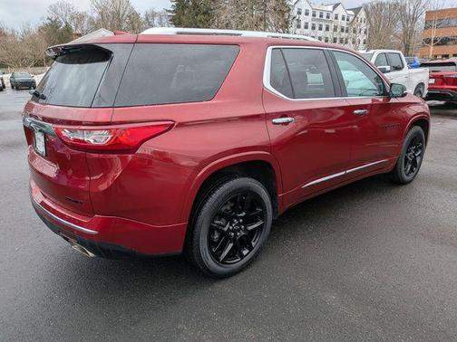 2021 Chevrolet Traverse Premier