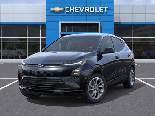 Mosaic Black Metallic 2027 Chevrolet Bolt LT