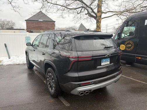 Mosaic Black Metallic 2024 Chevrolet Traverse AWD Z71