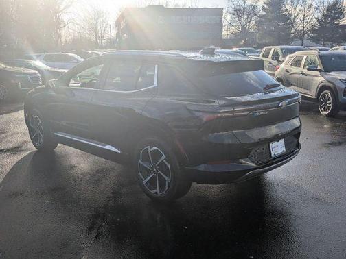 2025 Chevrolet Equinox EV LT