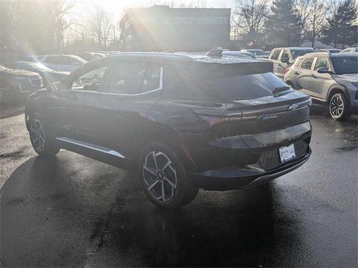 2025 Chevrolet Equinox EV LT