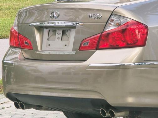 2009 INFINITI M35x Base