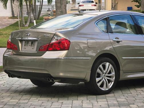 2009 INFINITI M35x Base