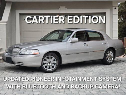 2003 Lincoln Town Car Cartier 4dr Sedan