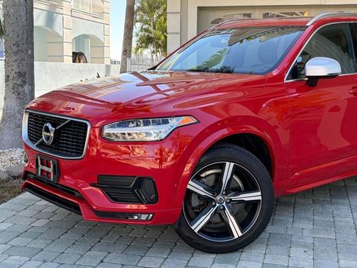 2016 Volvo XC90 T6 R-Design