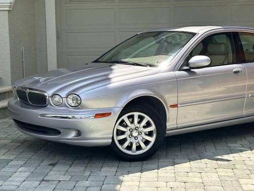 Titanium 2003 Jaguar X-Type 2.5 AWD 4dr Sedan