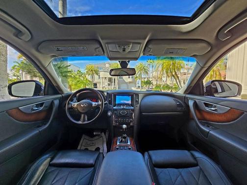 2011 INFINITI FX50 Base AWD 4dr SUV