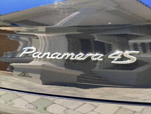 2014 Porsche Panamera 4S Executive