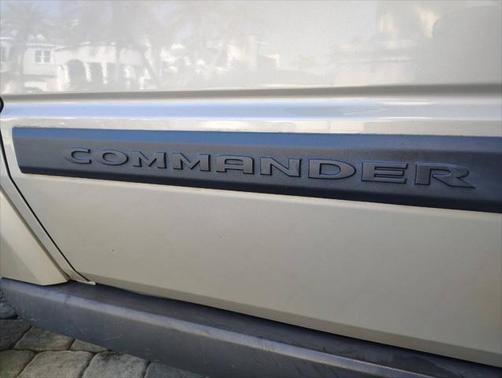2007 Jeep Commander Sport