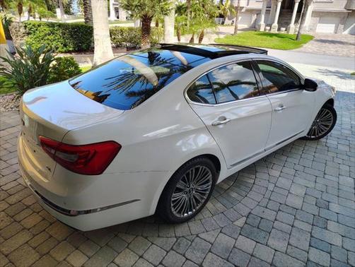 2014 Kia Cadenza Limited 4dr Sedan