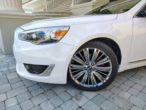 2014 Kia Cadenza Limited 4dr Sedan