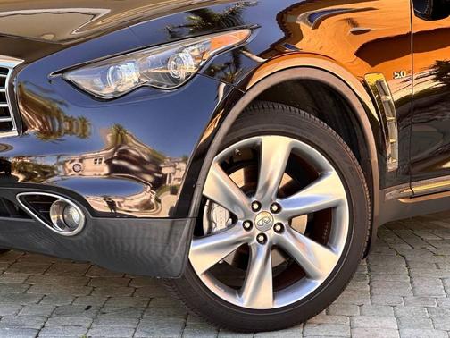 Black 2014 INFINITI QX70 Base