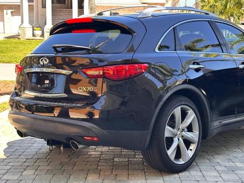 Black 2014 INFINITI QX70 Base