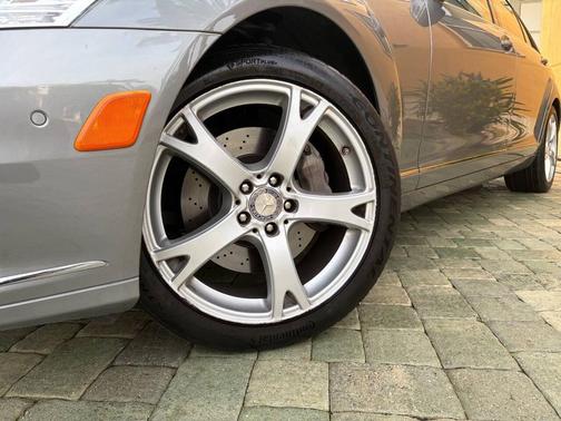 2013 Mercedes-Benz S-Class S 550 4dr Sedan