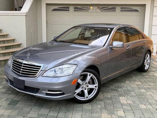 2013 Mercedes-Benz S-Class S 550 4dr Sedan