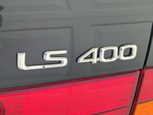 2000 Lexus LS 400 Base 4dr Sedan
