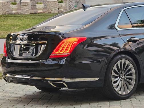 2017 Genesis G90 5.0 Ultimate