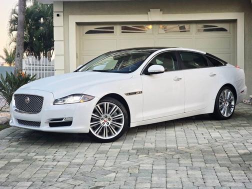 2019 Jaguar XJ Supercharged 4dr Sedan