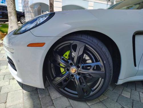 2015 Porsche Panamera E-Hybrid S