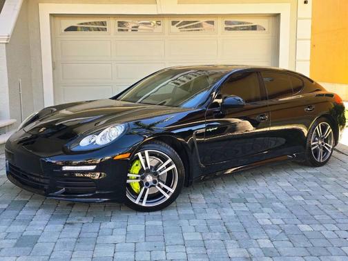 2014 Porsche Panamera 4