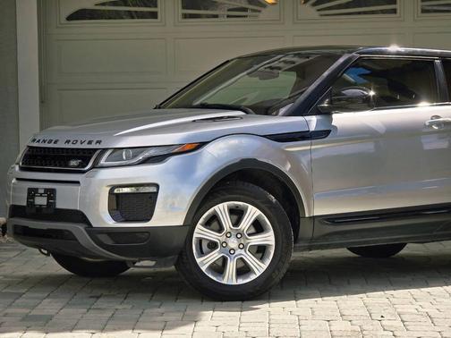 2017 Land Rover Range Rover Evoque SE Premium