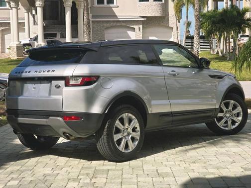 2017 Land Rover Range Rover Evoque SE Premium