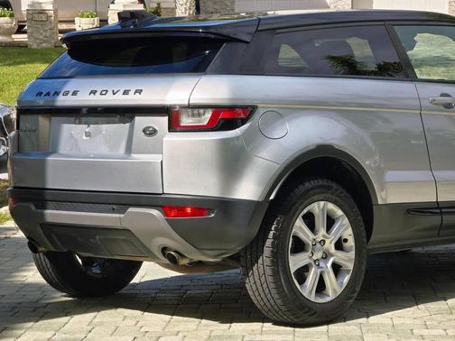 2017 Land Rover Range Rover Evoque SE Premium