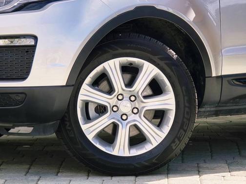 2017 Land Rover Range Rover Evoque SE Premium