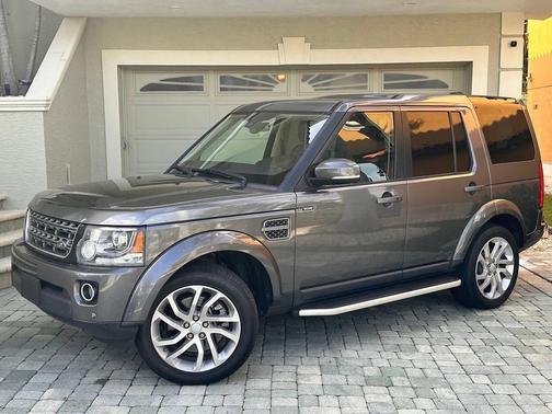 Corris Gray Metallic 2016 Land Rover LR4 Base