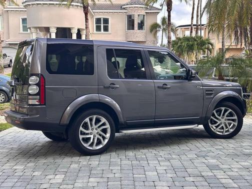 Corris Gray Metallic 2016 Land Rover LR4 Base