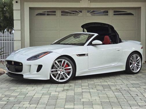 2016 Jaguar F-TYPE R AWD 2dr Convertible