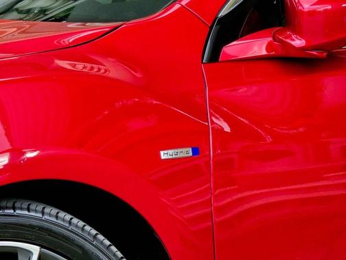 2018 Acura RLX Sport Hybrid Advance Package