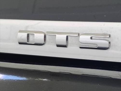 2006 Cadillac DTS Luxury
