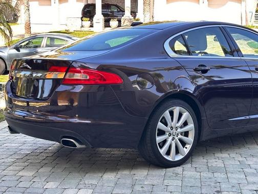 2011 Jaguar XF Premium