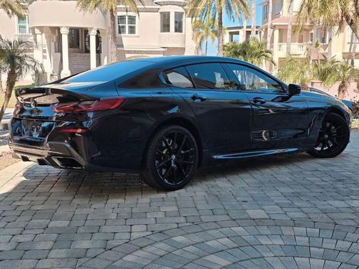 2022 BMW 840 i