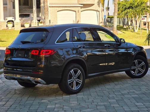 2021 Mercedes-Benz GLC 300 Base