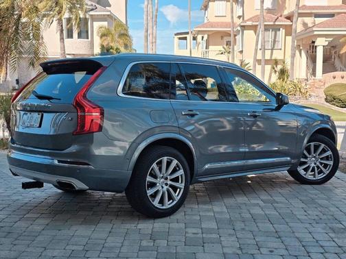 2017 Volvo XC90 T6 Inscription
