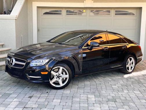 Black 2014 Mercedes-Benz CLS-Class CLS 550 4MATIC AWD 4dr Sedan