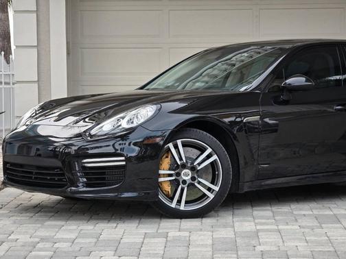 2014 Porsche Panamera Turbo S