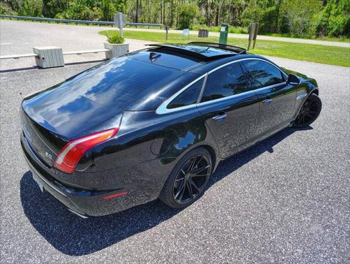 2014 Jaguar XJ Base