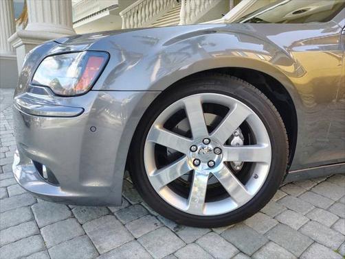 2012 Chrysler 300 SRT8