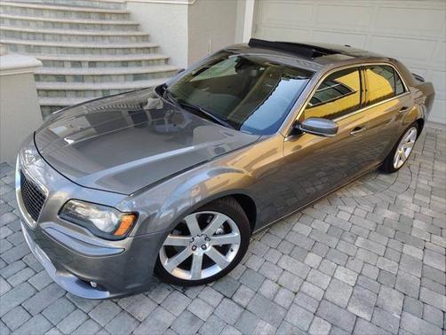 2012 Chrysler 300 SRT8