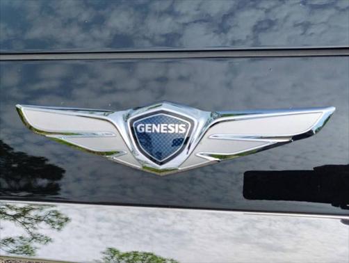 2017 Genesis G90 Premium