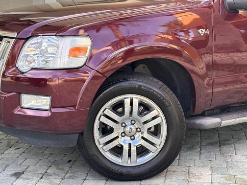 Red 2008 Ford Explorer Sport Trac Limited
