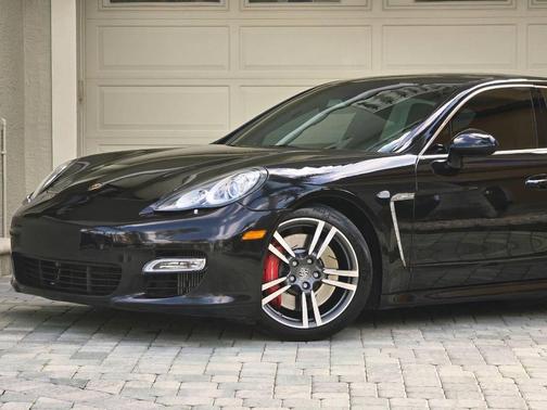 2011 Porsche Panamera Turbo