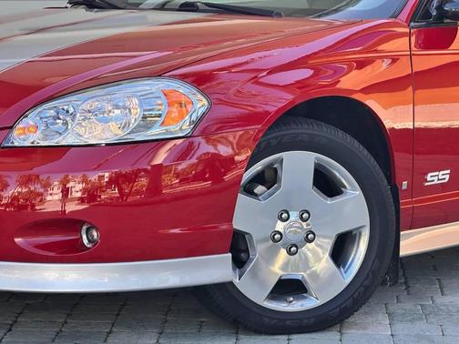 2007 Chevrolet Monte Carlo SS 2dr Coupe