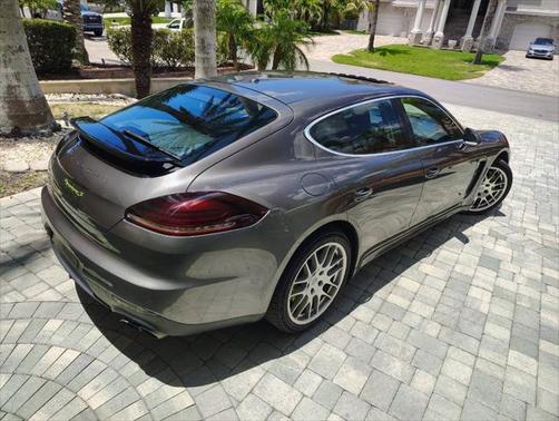 2016 Porsche Panamera E-Hybrid S