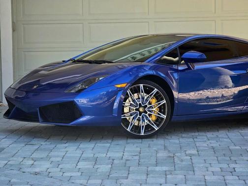 2013 Lamborghini Gallardo LP 550 2 2dr Coupe