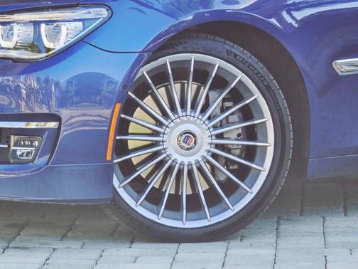 2013 BMW 750 Li xDrive