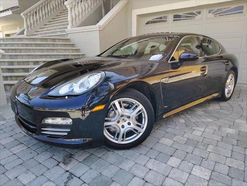 2010 Porsche Panamera 4S